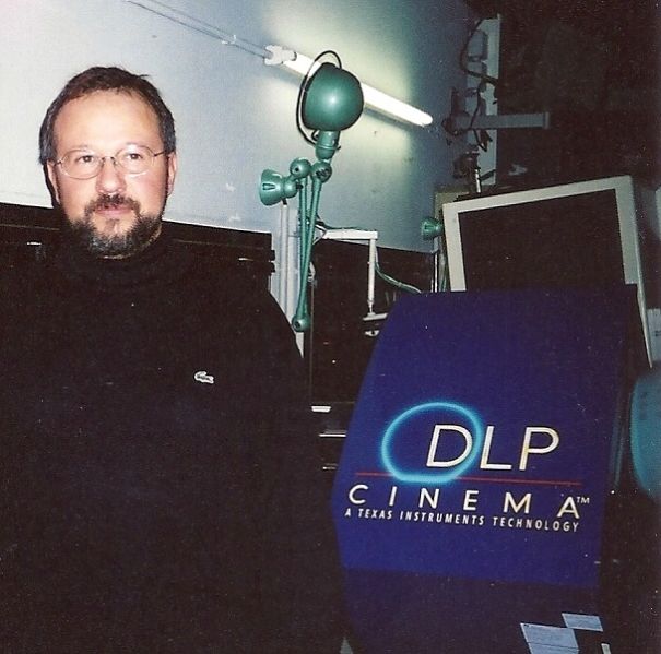 File:Locale RS6 Texas Instruments, DLP Cinema Prototype System, Mark V, Paris, 2000 - Philippe Binant Archives.jpg