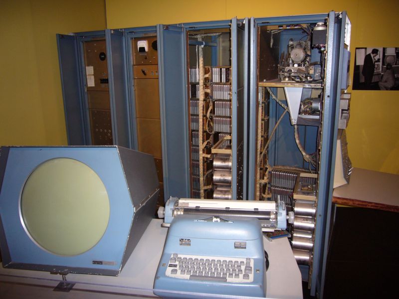 File:Locale RS6 PDP-1.jpg