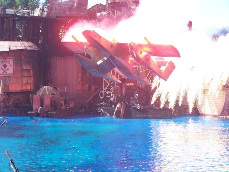 File:Locale RS6 Waterworld Plane.jpg