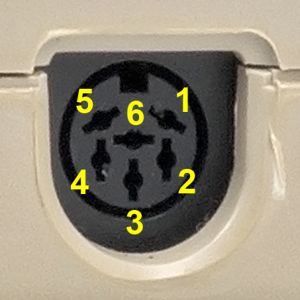 Locale RS6 Commodore-64-Back-serial-IEEE488 pinout.jpg