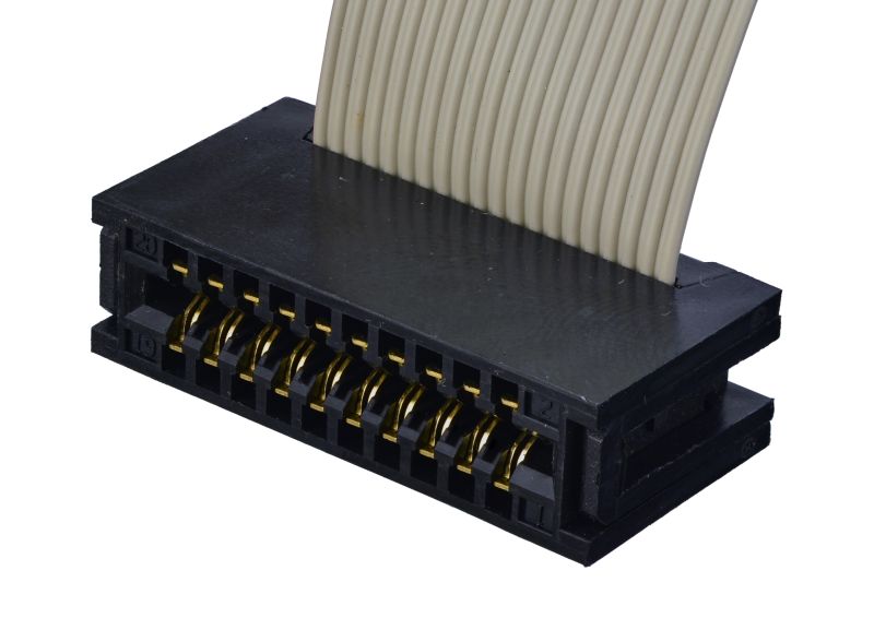 File:Locale RS6 ST506-HDD-Data-Connector.jpg