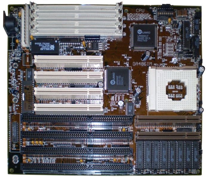 File:Locale RS6 Gigabyte ga486im motherboard observe croped.jpg