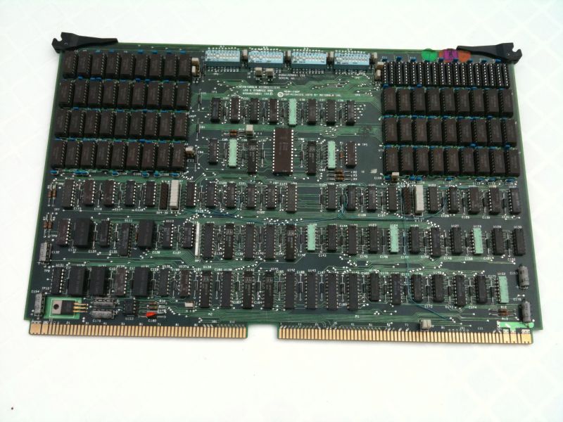 File:Locale RS6 VERSAbus memory card.agr.jpg